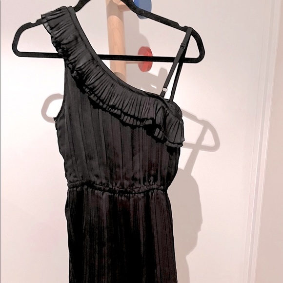 Vero Moda Dress - Picture 4 of 10